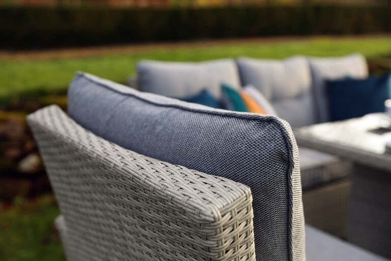 supremo barcelona lounge dining set