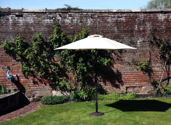 Supremo Riviera Deluxe Crank Parasol – 2.5M – Almond