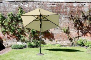 Supremo Riviera Deluxe Crank Parasol – 2.5M – Almond