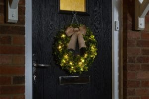 2541006 20 LED 45cm Holly Ring Insitu e1568025239772