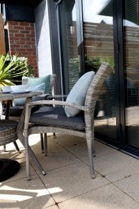 Supremo Iris 4 Seat Round Dining Set