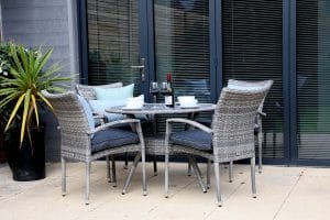 Supremo Iris 4 Seat Round Dining Set