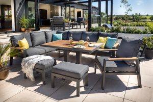 Hartman Asher Rectangular Casual Dining Set