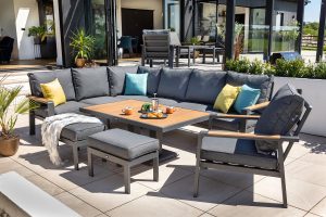 Hartman Asher Rectangular Casual Dining Set