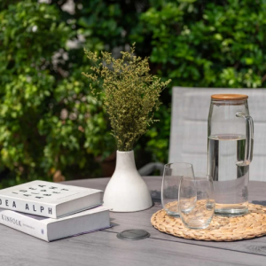 Lifestyle Garden Urbanite 4 Seat Round Dining Set