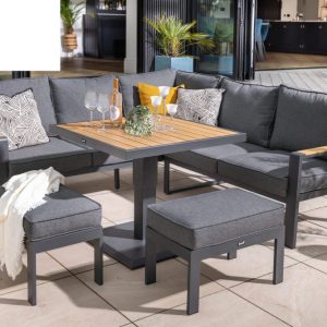 Hartman Sonas Square Casual Dining Set