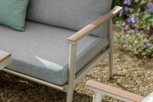 Bramblecrest RHS Wisley L-Shape Sofa Set with Adjustable Height Table – Mocha