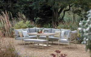 Bramblecrest RHS Wisley L-Shape Sofa Set with Adjustable Height Table – Mocha