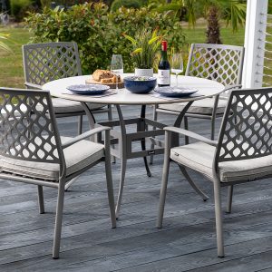 Hartman Avebury 4 Seat Round Dining Set
