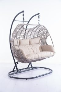 Supremo Triple Hanging Egg Chair