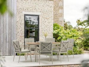 Bramblecrest RHS Wisley 6 Seat Elliptical Dining Set – Mocha