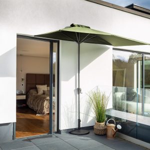 Hartman Catalan Half Round Parasol 2.3m – Forest Green